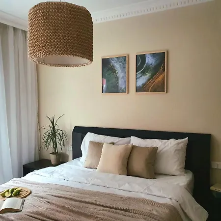 Large Sunny With Swimming Pool, 300 Meters From The Sea *