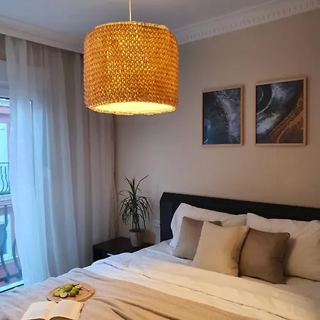 Apartamento Large Sunny With Swimming Pool, 300 Meters From The Sea