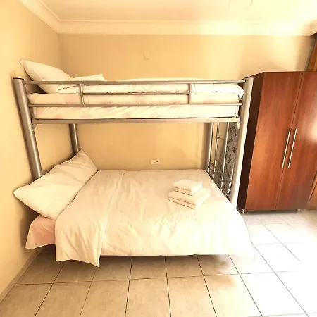 Large Sunny With Swimming Pool, 300 Meters From The Sea Apartamento
